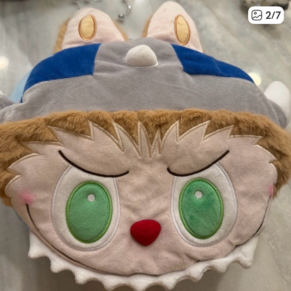 Labubu Neck Pillow With Hooded Labubu Face - Hard to Find RARE - Picture 3 of 9